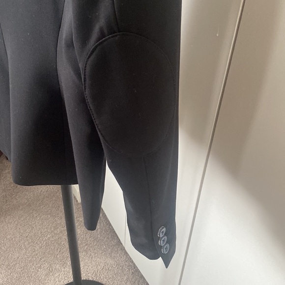Black Tommy Hilfiger suit jacket (matching pants available) - Picture 5 of 6